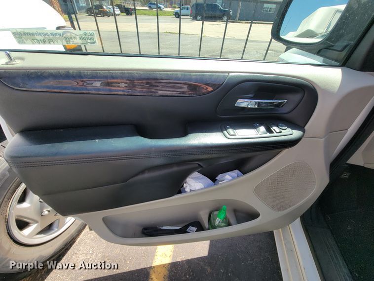 image for item FL9167 2011 Dodge Grand Caravan  van