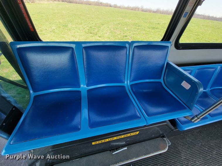 image for item FL9192 2005 Gillig G29E102R2  shuttle bus