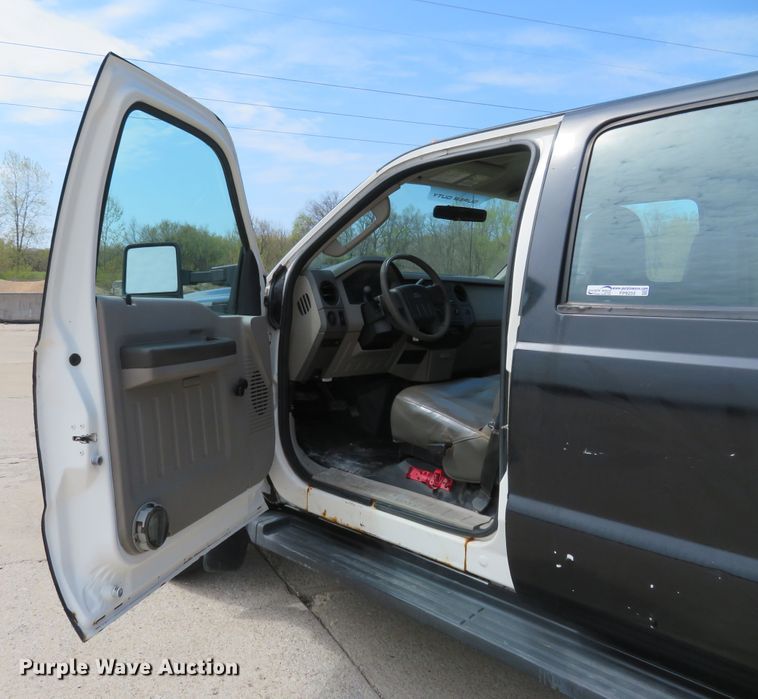 image for item FP9255 2010 Ford F450 Super Duty XL  Crew Cab dump flatbed truck