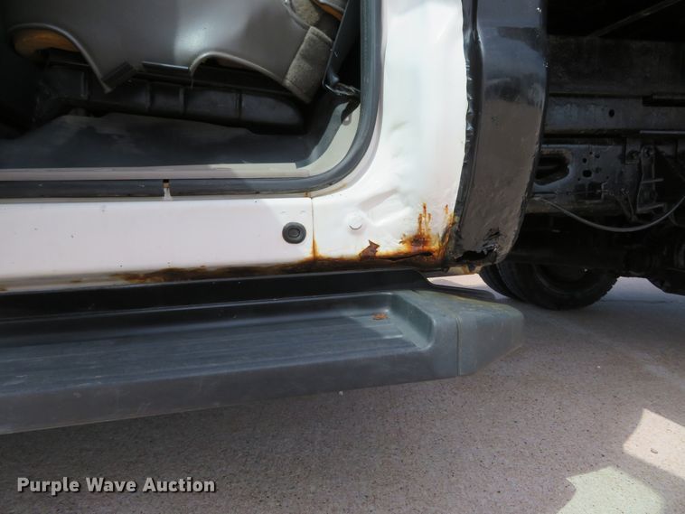 image for item FP9255 2010 Ford F450 Super Duty XL  Crew Cab dump flatbed truck