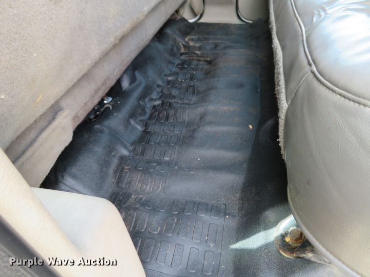 image for item FP9255 2010 Ford F450 Super Duty XL  Crew Cab dump flatbed truck