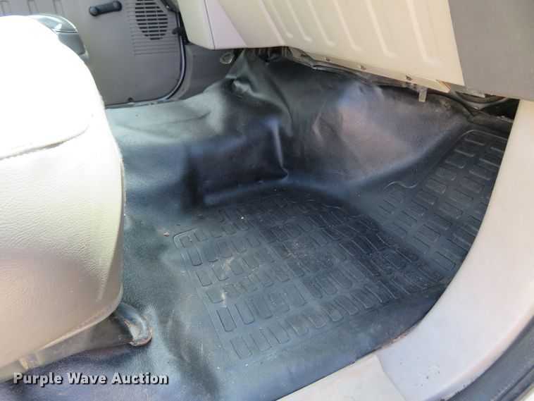 image for item FP9255 2010 Ford F450 Super Duty XL  Crew Cab dump flatbed truck