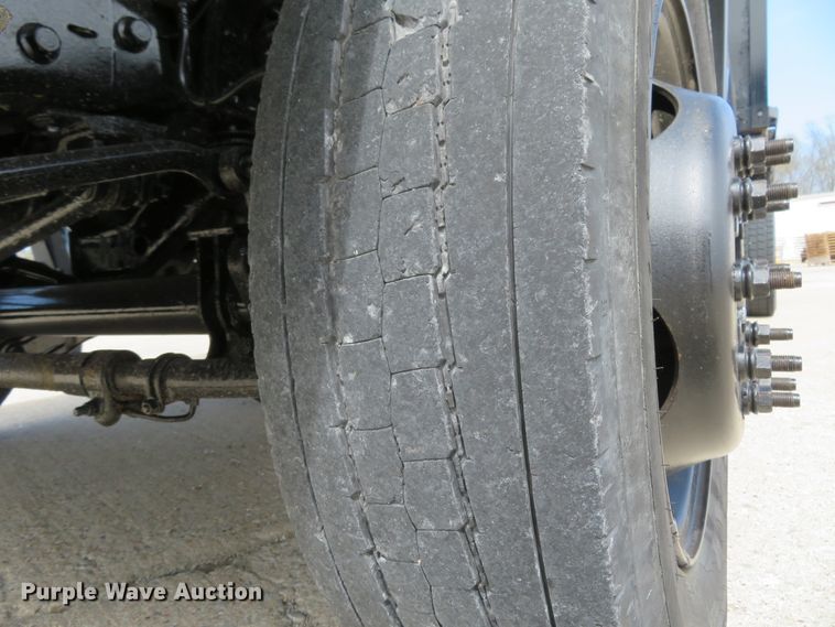 image for item FP9255 2010 Ford F450 Super Duty XL  Crew Cab dump flatbed truck