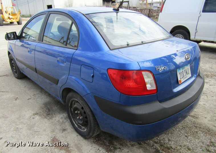 image for item GC9875 2009 Kia Rio