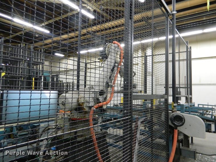 image for item GE9951 Motoman HP165 six axis robot