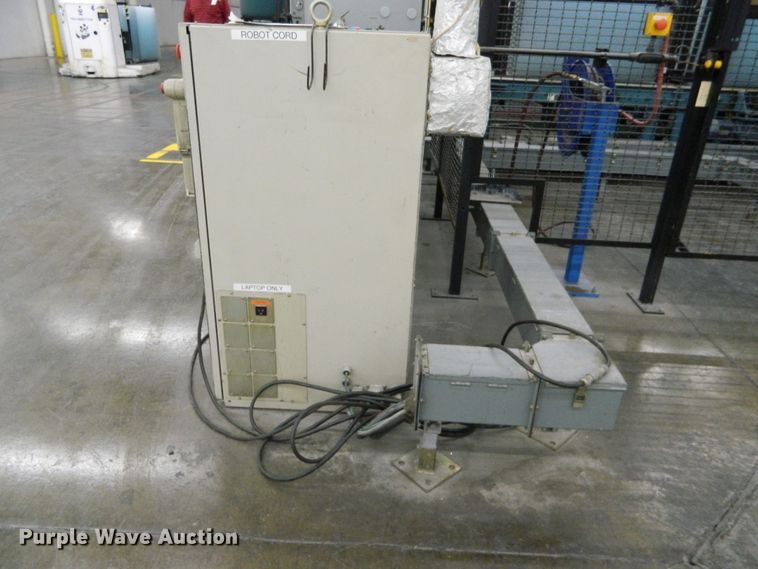 image for item GE9951 Motoman HP165 six axis robot