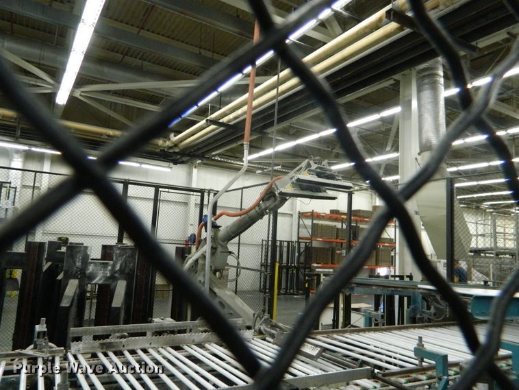 image for item GE9951 Motoman HP165 six axis robot