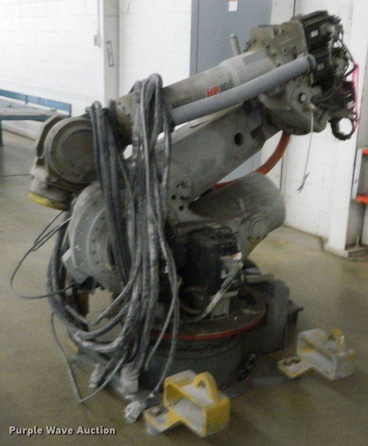image for item GE9951 Motoman HP165 six axis robot