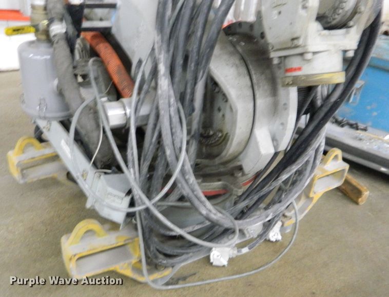 image for item GE9951 Motoman HP165 six axis robot