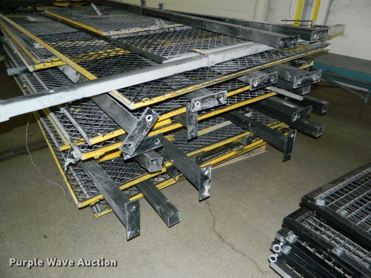 image for item GE9951 Motoman HP165 six axis robot