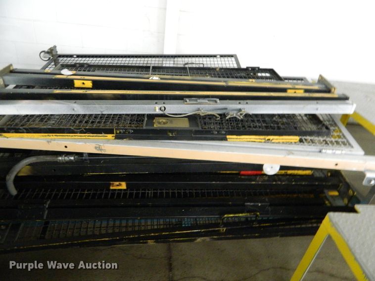 image for item GE9951 Motoman HP165 six axis robot