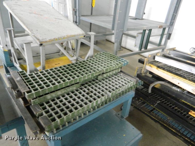 image for item GE9951 Motoman HP165 six axis robot