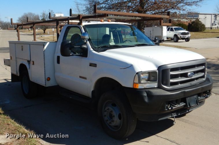 image for item GT9597 2003 Ford F550 Super Duty XL  utility / service truck