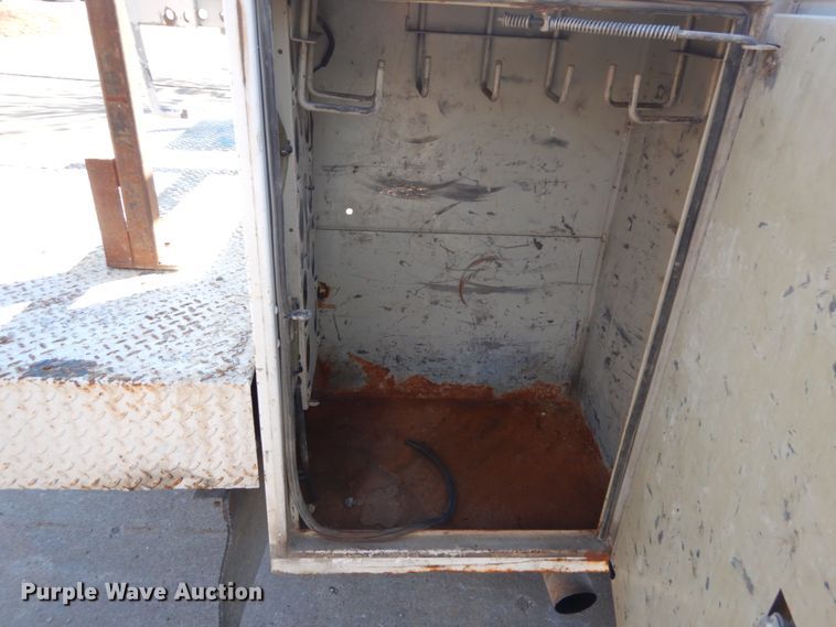 image for item GT9597 2003 Ford F550 Super Duty XL  utility / service truck