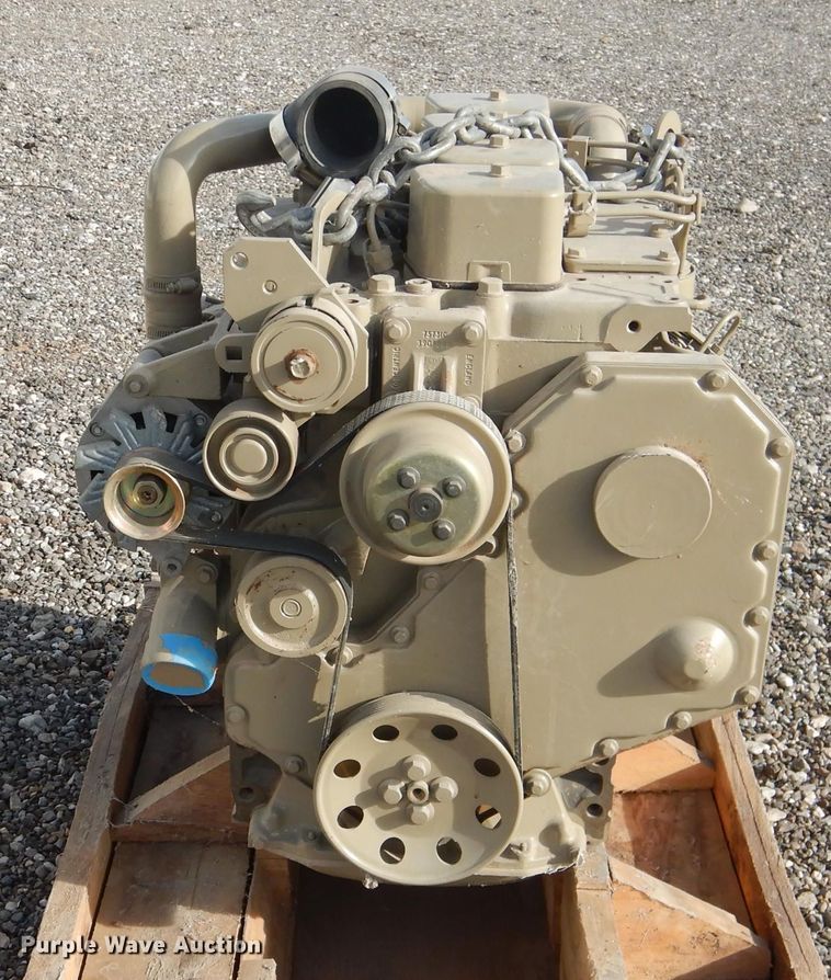 image for item HC9163 1989 Cummins 4BT  3.9L four cylinder diesel engine
