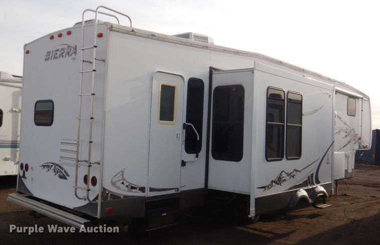 image for item HE9580 2008 Forest River Sierra  camper