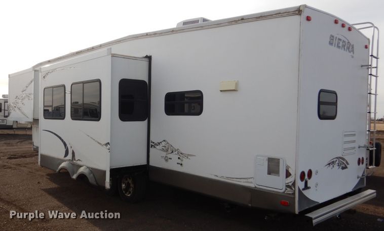 image for item HE9580 2008 Forest River Sierra  camper