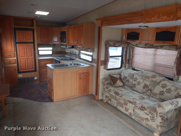 image for item HE9580 2008 Forest River Sierra  camper