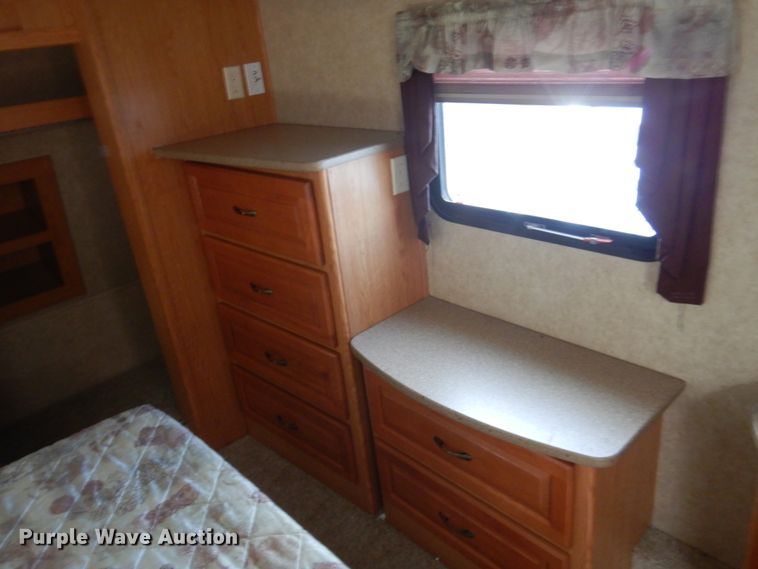 image for item HE9580 2008 Forest River Sierra  camper