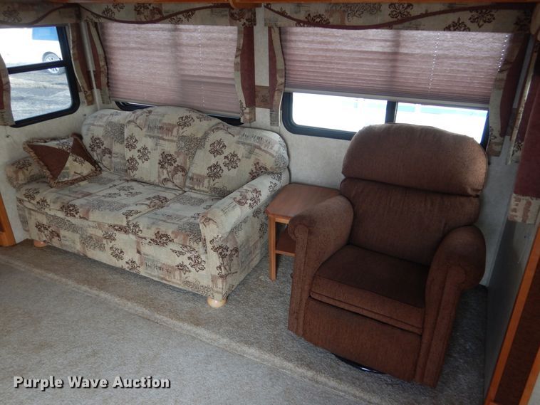 image for item HE9580 2008 Forest River Sierra  camper