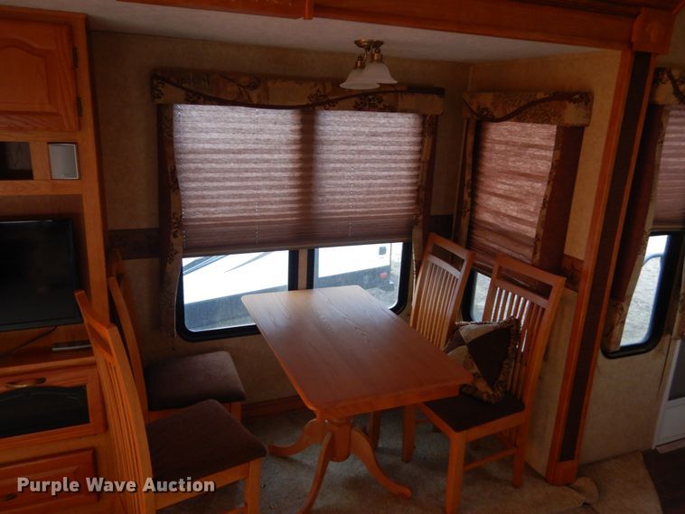 image for item HE9580 2008 Forest River Sierra  camper