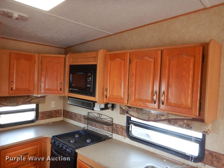 image for item HE9580 2008 Forest River Sierra  camper