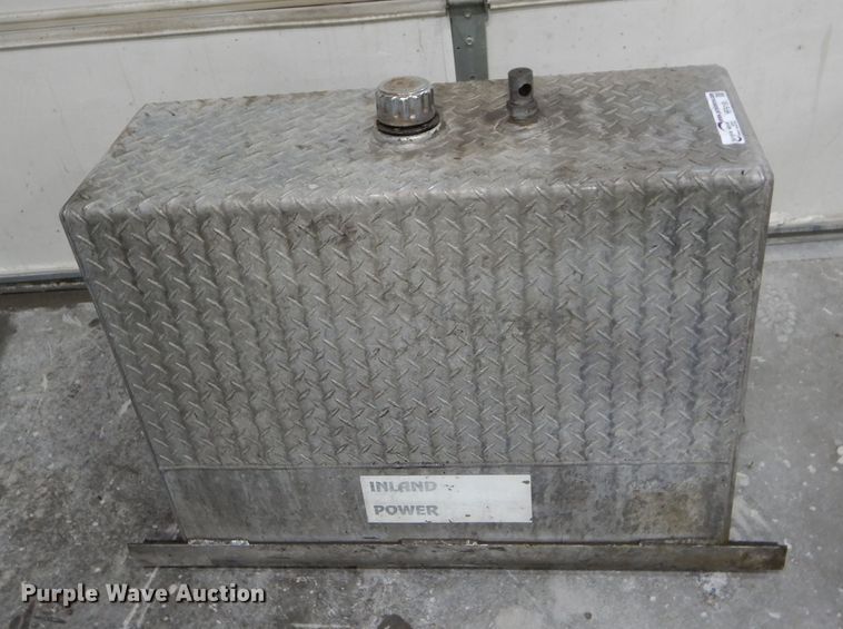 Aluminum hydraulic tank in Overland Park, KS Item HF9191 sold
