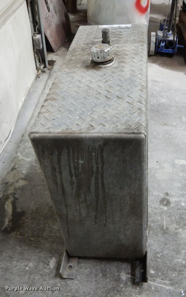 image for item HF9191 Aluminum hydraulic tank