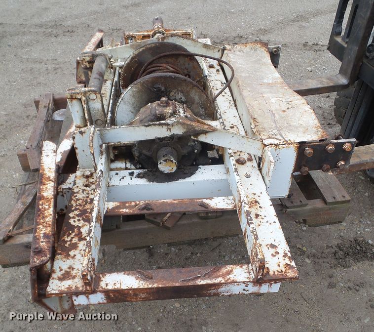 image for item HF9870 Winch