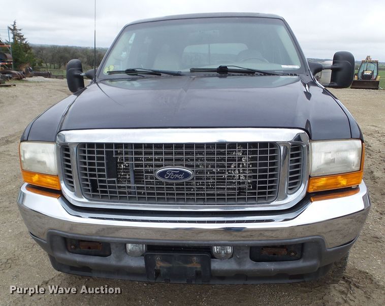 image for item HF9874 2000 Ford Excursion  SUV