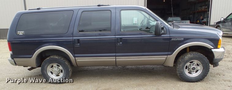 image for item HF9874 2000 Ford Excursion  SUV