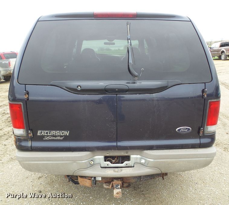 image for item HF9874 2000 Ford Excursion  SUV