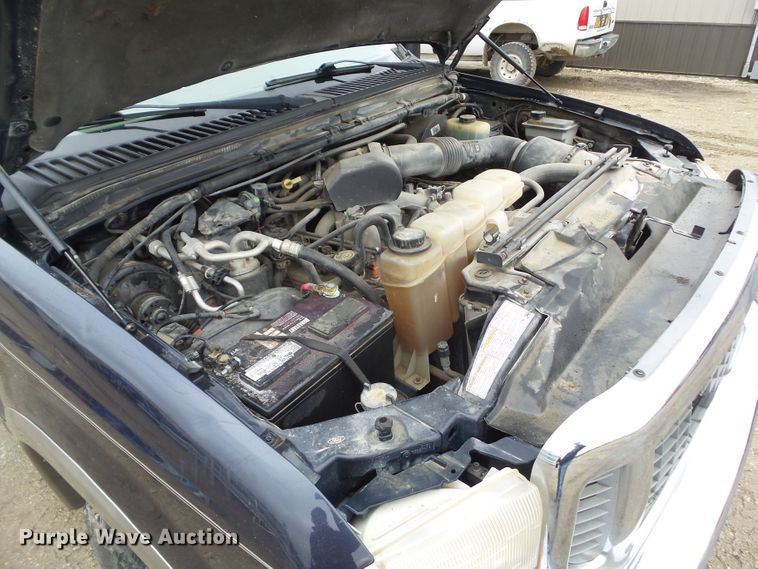 image for item HF9874 2000 Ford Excursion  SUV