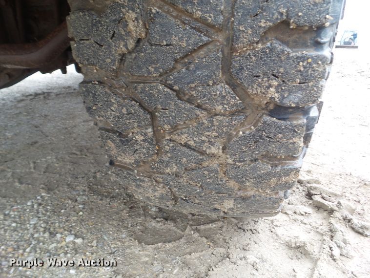 image for item HF9874 2000 Ford Excursion  SUV