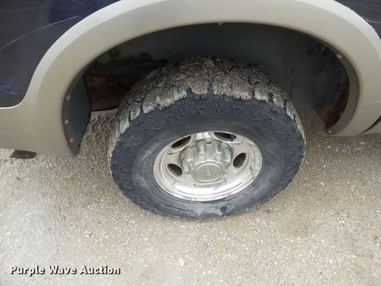 image for item HF9874 2000 Ford Excursion  SUV