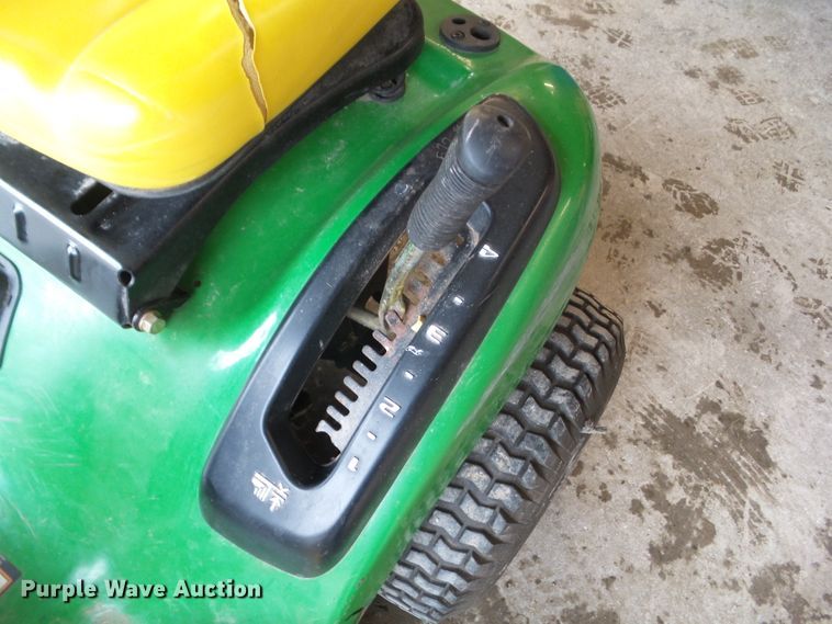 image for item HF9875 John Deere LA105  lawn mower