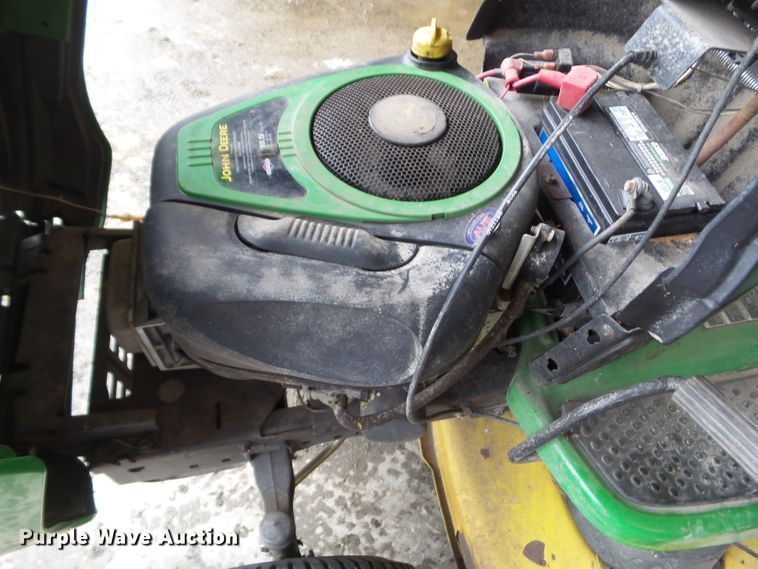 image for item HF9875 John Deere LA105  lawn mower