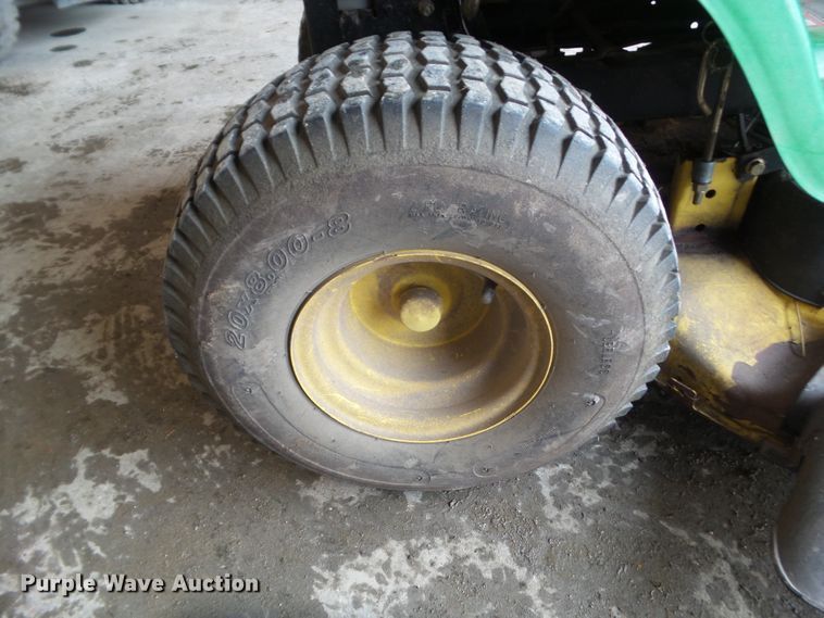 image for item HF9875 John Deere LA105  lawn mower