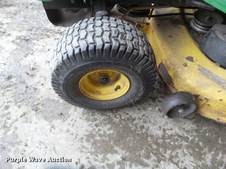 image for item HF9875 John Deere LA105  lawn mower