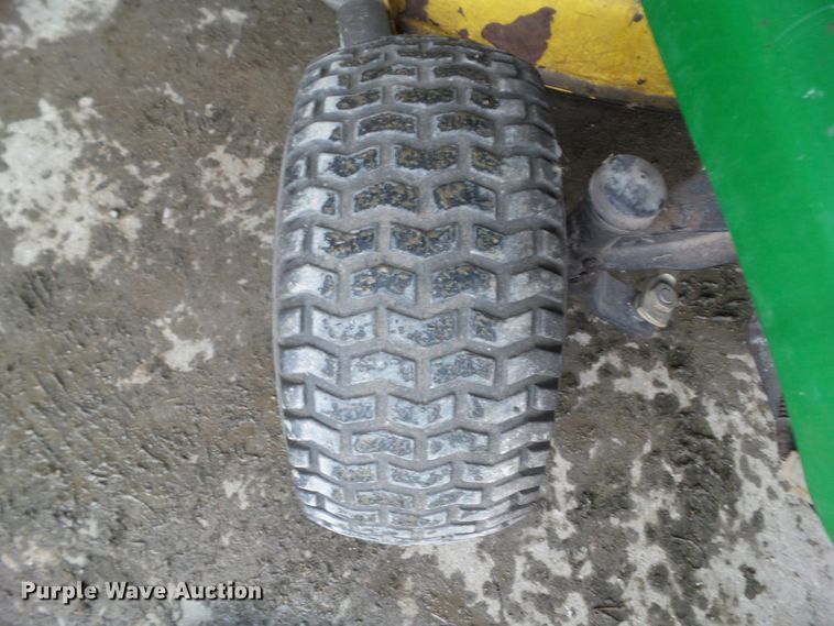 image for item HF9875 John Deere LA105  lawn mower