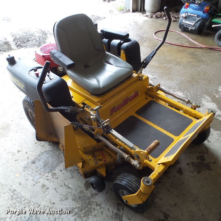 image for item HF9878 2005 Hustler FasTrak  ZTR lawn mower