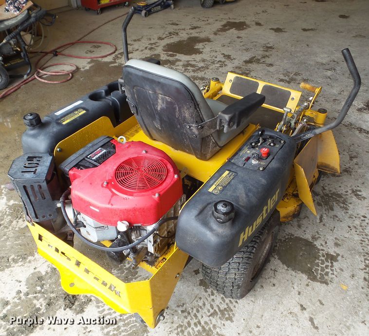 image for item HF9878 2005 Hustler FasTrak  ZTR lawn mower