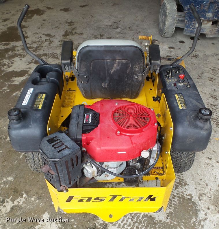 image for item HF9878 2005 Hustler FasTrak  ZTR lawn mower