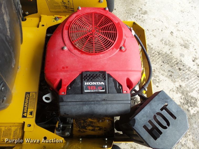 image for item HF9878 2005 Hustler FasTrak  ZTR lawn mower