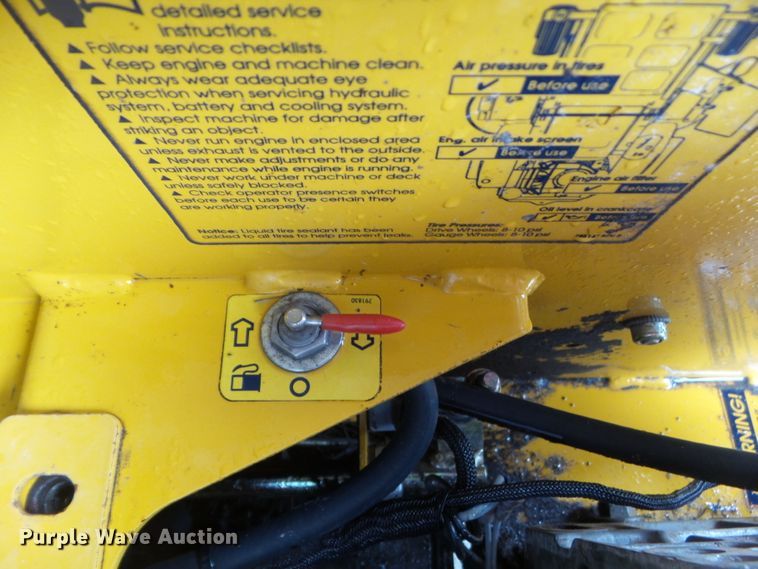 image for item HF9878 2005 Hustler FasTrak  ZTR lawn mower