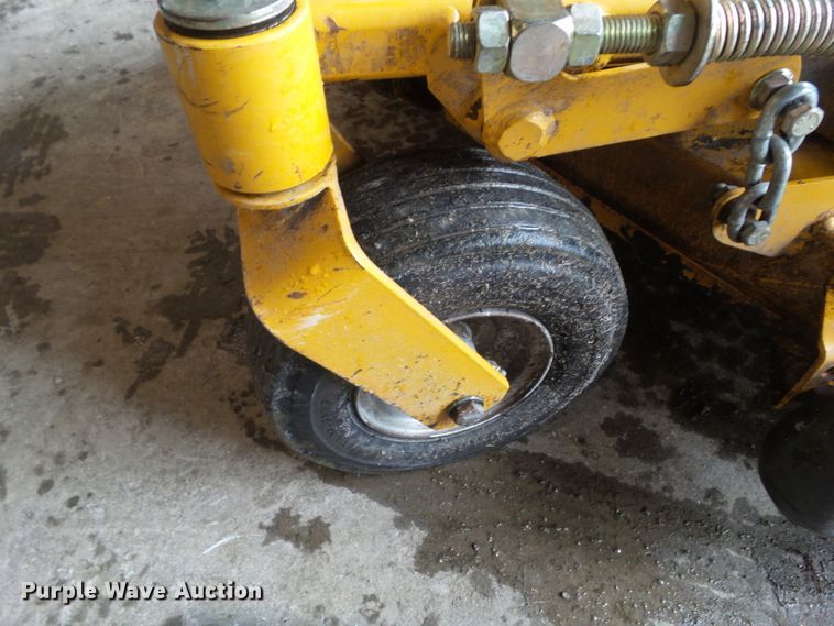 image for item HF9878 2005 Hustler FasTrak  ZTR lawn mower