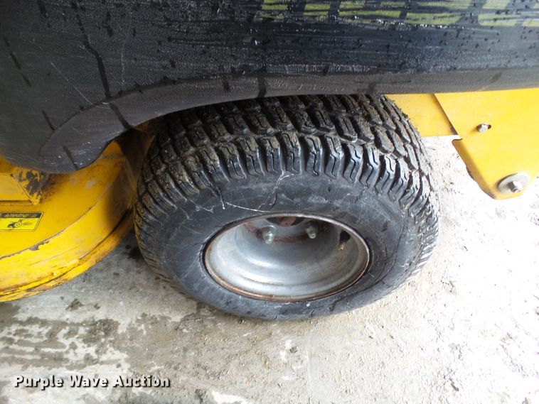 image for item HF9878 2005 Hustler FasTrak  ZTR lawn mower