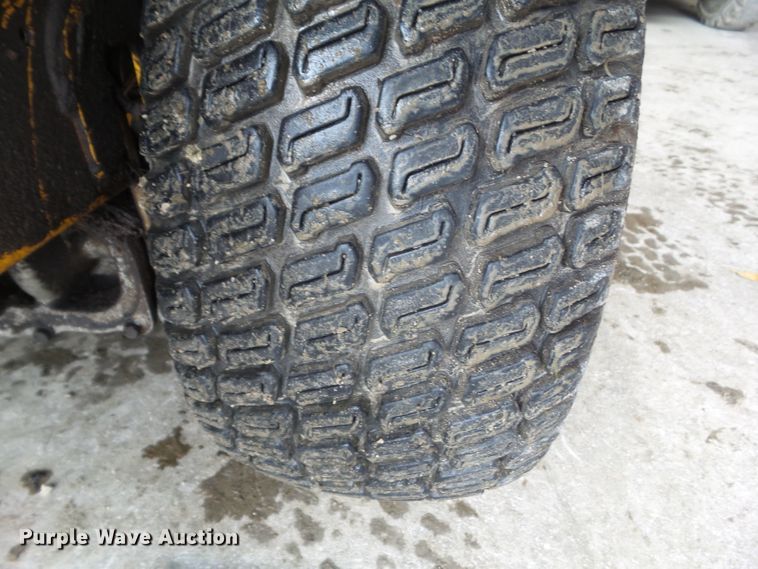 image for item HF9878 2005 Hustler FasTrak  ZTR lawn mower