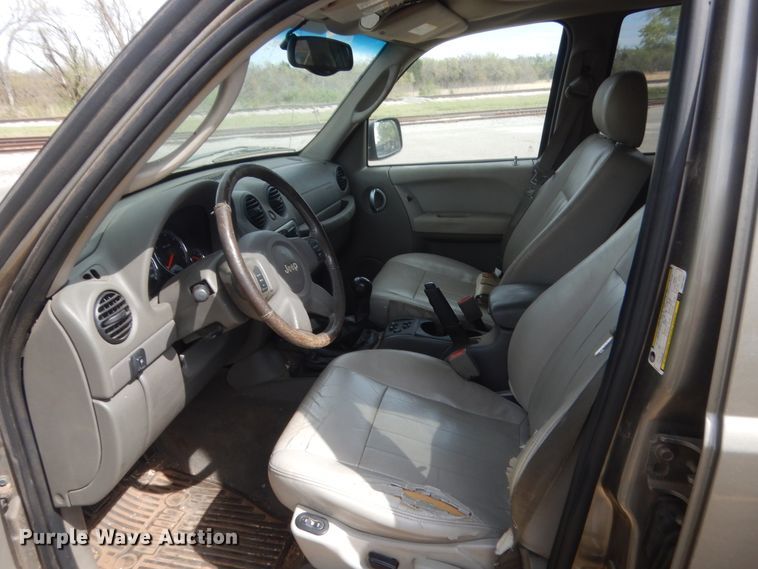 image for item HG9708 2005 Jeep Liberty Renegade  SUV