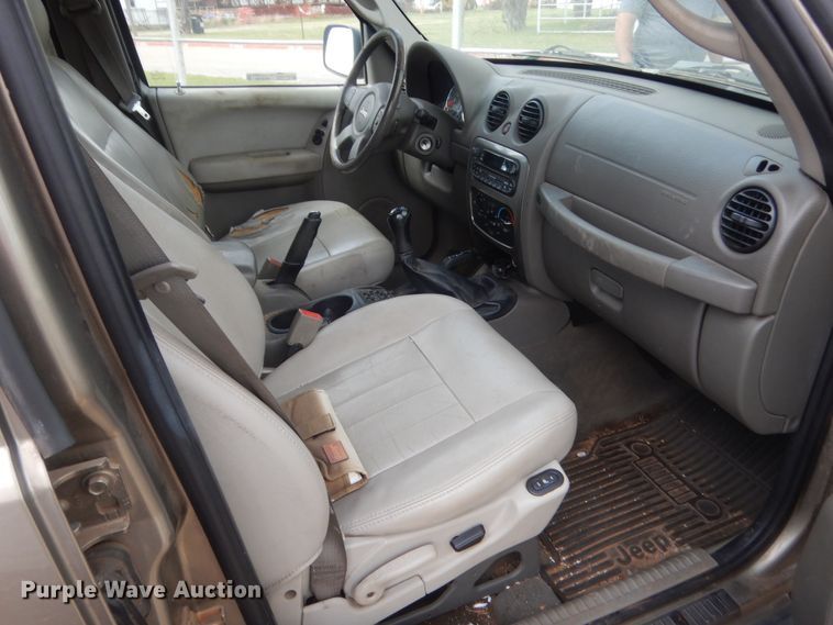 image for item HG9708 2005 Jeep Liberty Renegade  SUV